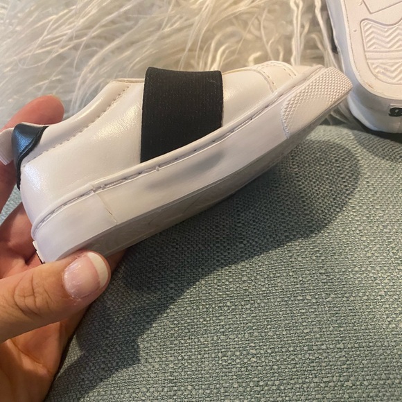 Crazy 8 size 6c toddler shoes, slip ons - Picture 7 of 13